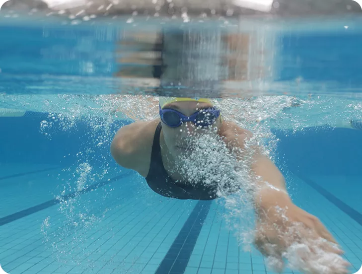woman swimming laps