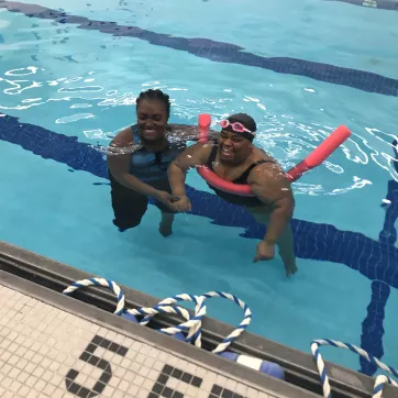 Toni & Francine