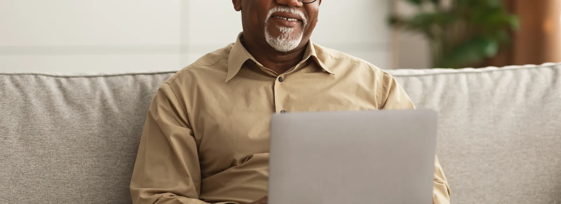 Computer senior ADOBE